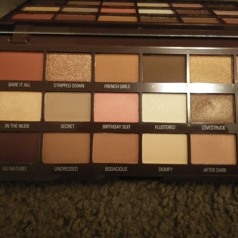 I ❤ Revolution Nudes palette